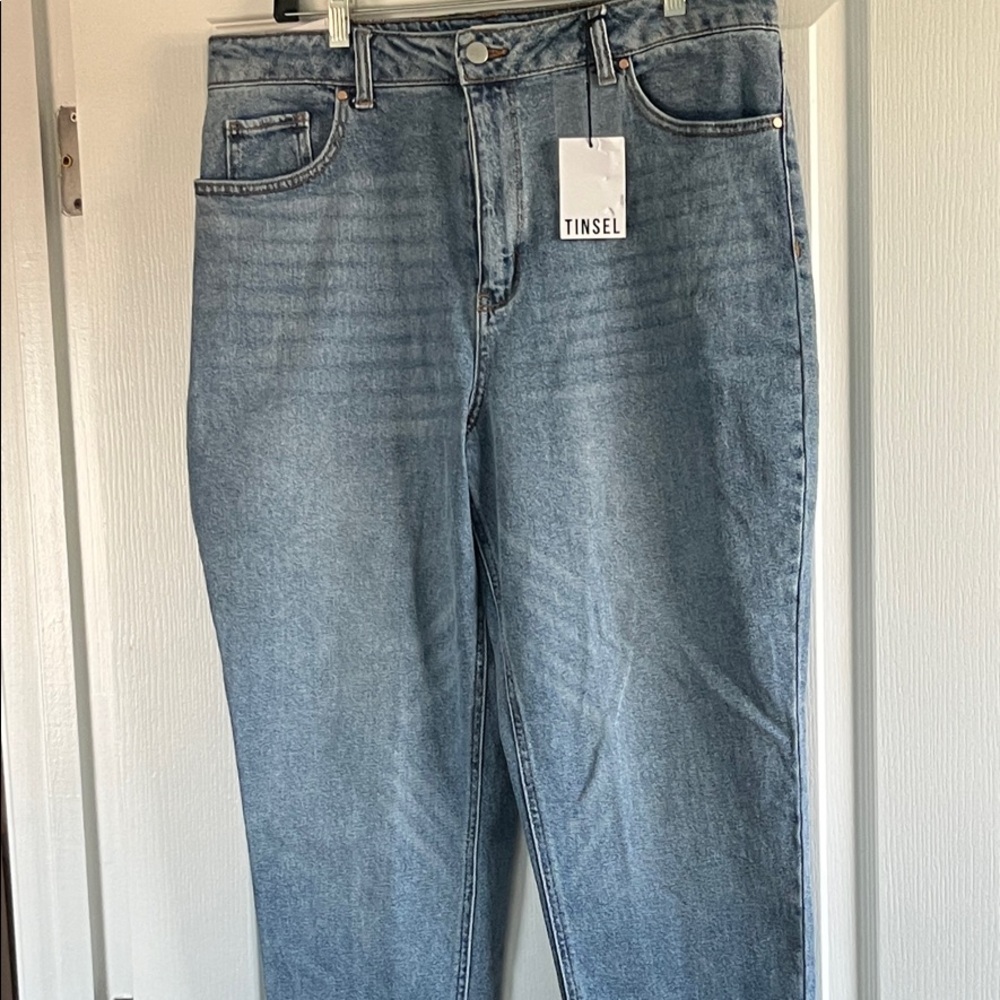 Tinsel Women's Light Blue Straight Leg Jeans